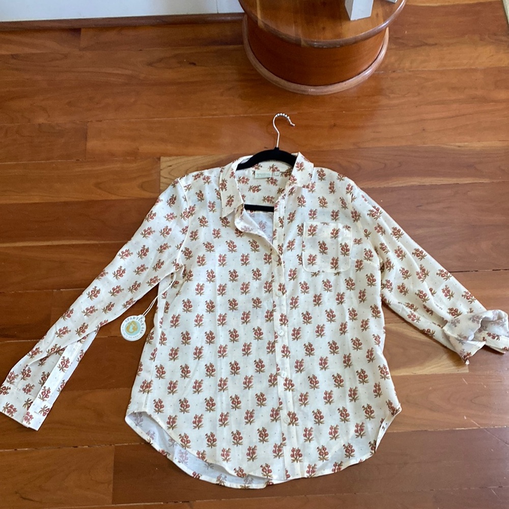 NWT Spartina 449 blouse size small with small pocket